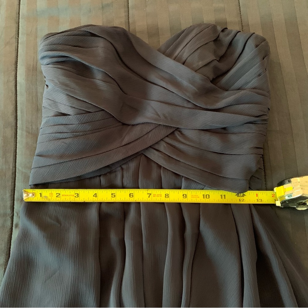 David’s Bridal Navy Strapless Ruffled Dress Size 4 - Picture 9 of 9